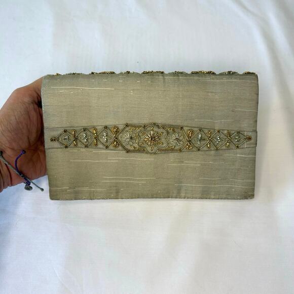 India Art Emporium Hand Made Silk & Beaded Evening Bag Clutch | Gold Silver - Picture 3 of 12